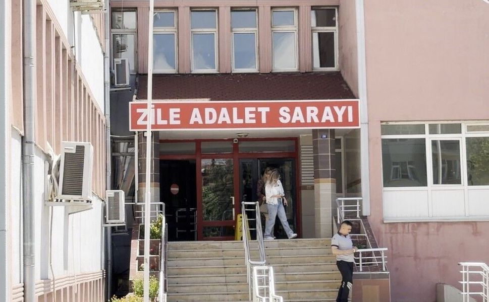 Tokat'ta genç kadın evinde ölü bulundu: Anne ve iki kız kardeşi tutuklandı