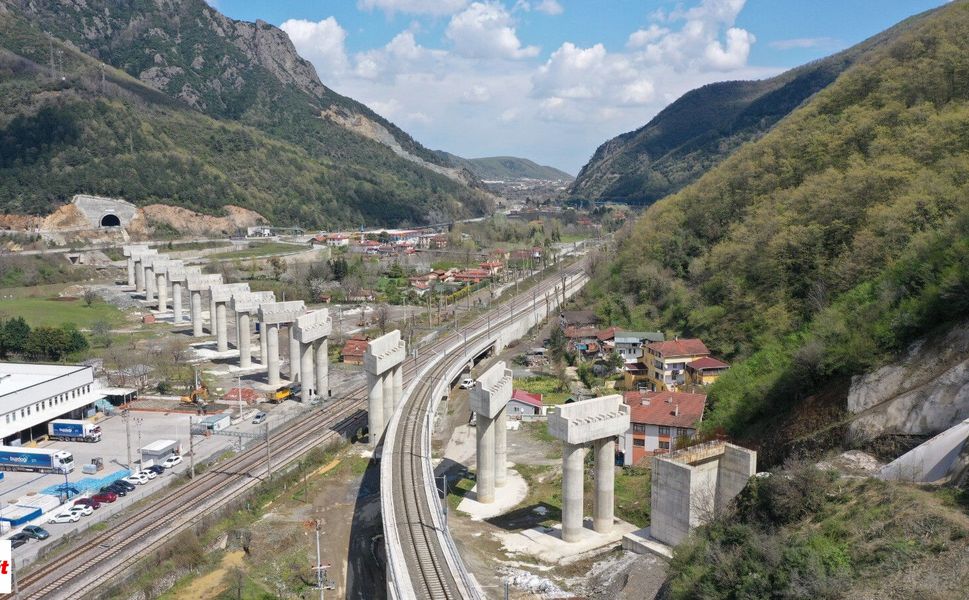 Yolculuk Yarım Saat Kısalacak 3 Saat 37 Dakikada Bitecek Dev Proje Hız Kesmiyor Çalışmalar Aralıksız Sürüyor