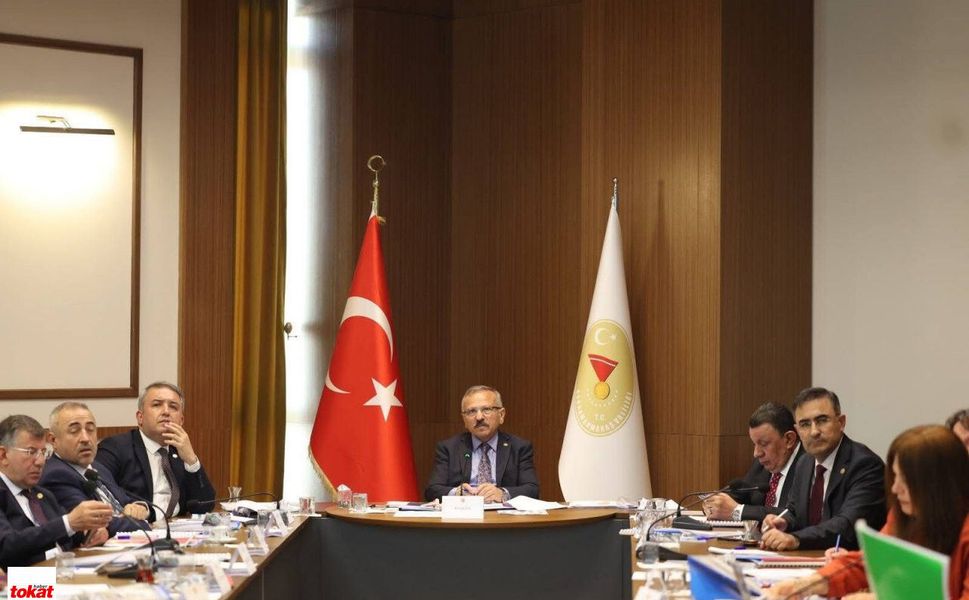 Okul Güvenliği İçin Yerinde İnceleme: TBMM Komisyonu Aileler ve Öğrencilerle Görüştü