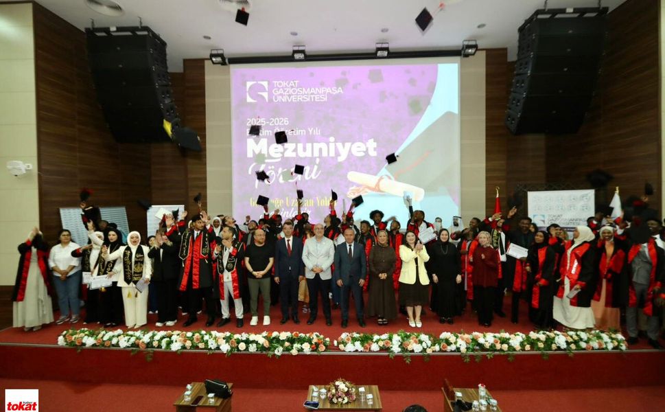 Farklı Kültürler, Ortak Gurur: TOGÜ’de Uluslararası Öğrencilerin Mezuniyet Sevinci