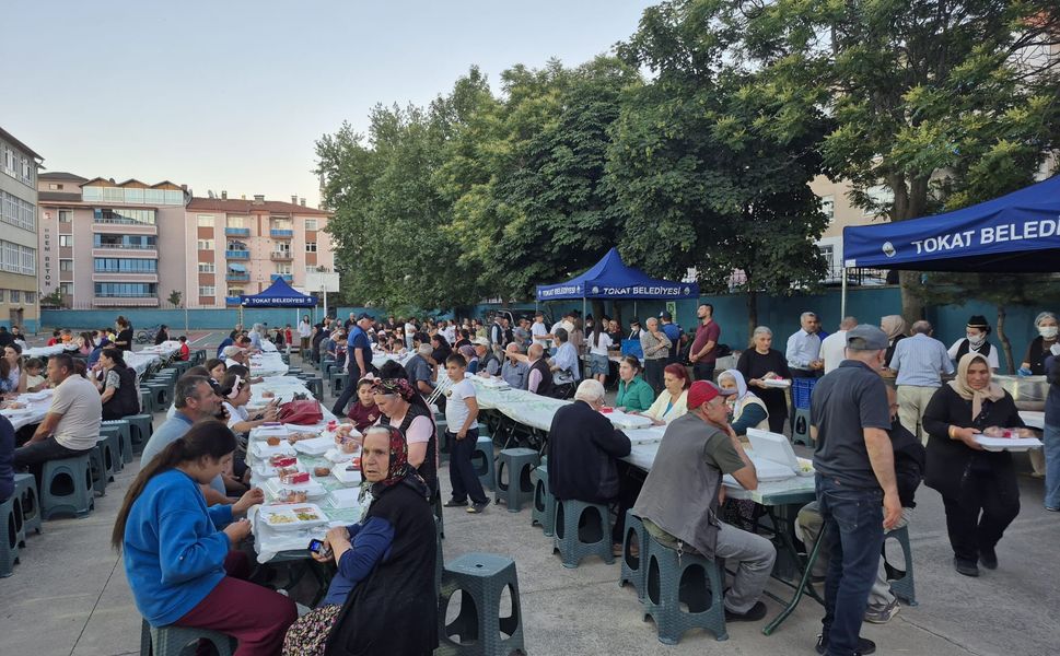 Tokat’ta Muharrem Lokması Geleneği Büyüyor