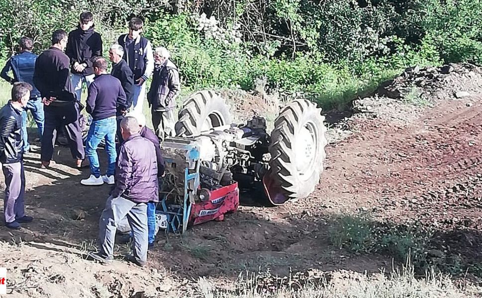 Niksar'da Aynı Yolda İki Traktör Kazası: Çok Sayıda Yaralı Var