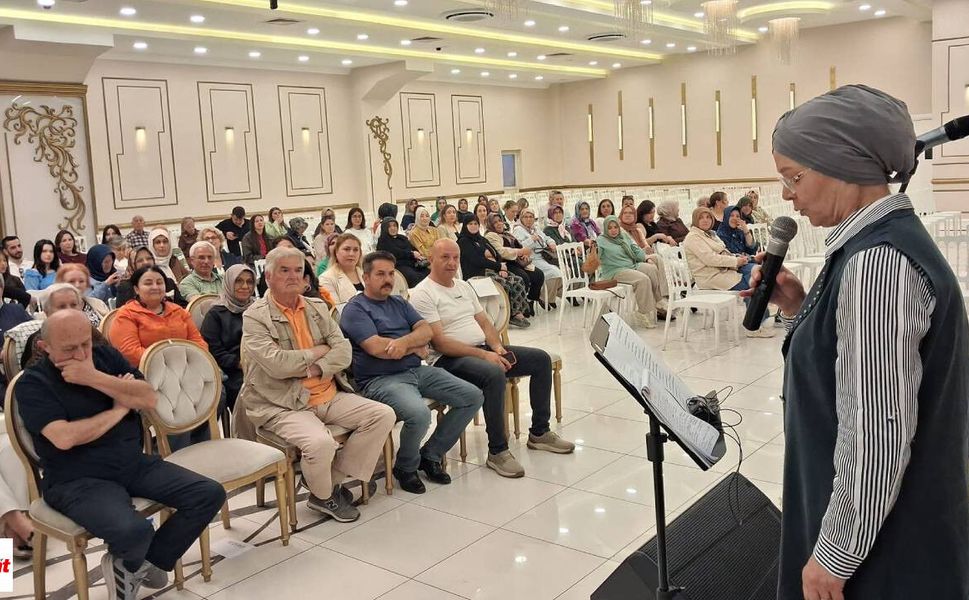 Niksar’da Müzik Dolu Gece, Geliri Öğrencilere Burs Oldu