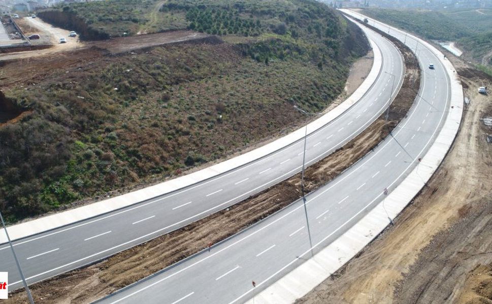 7 İl 15 İlçeden Geçecek Tokat'ın Geleceğini İnşa Edecek Bu Önemli Yol İçin Bakanlığa Birkez Daha Çıkarma Yapıldı
