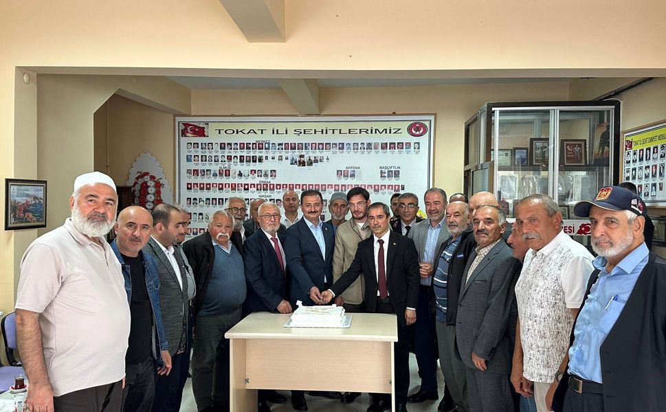 Tokat Protokolü Şehit Babalarıyla Bir Araya Geldi