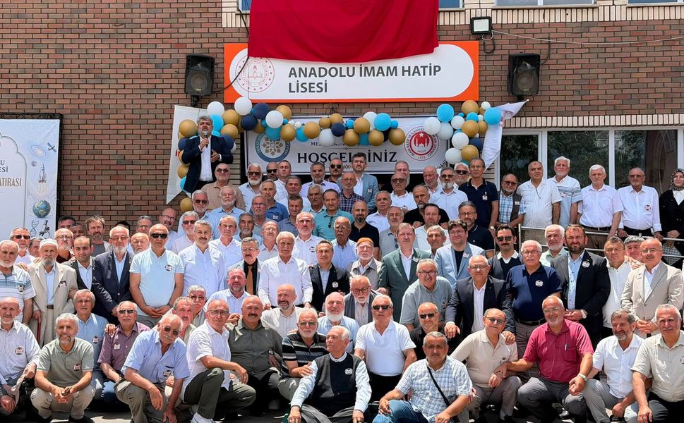 Anılar Yeniden Canlandı: Tokat'ta İmam Hatip Mezunları Hasret Giderdi