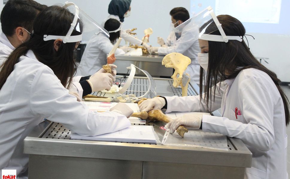 Lokman Hekim Üniversitesi heyeti Tokat ve Zile için yola çıkıyor