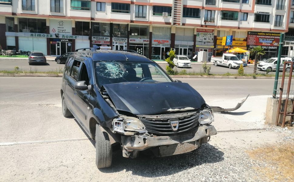 Niksar'da Trafik Kazası: 1 Kişi Yaralandı