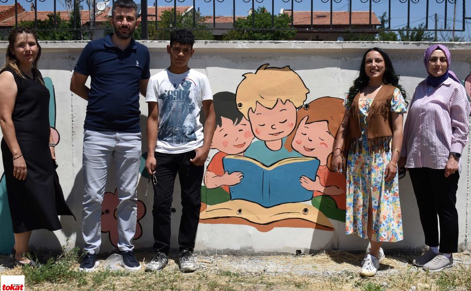 Bir Öğretmenin Hayaliyle Başladı Altındağ'da Okul Duvarları Çocukların Hayal Dünyasına Dönüştü