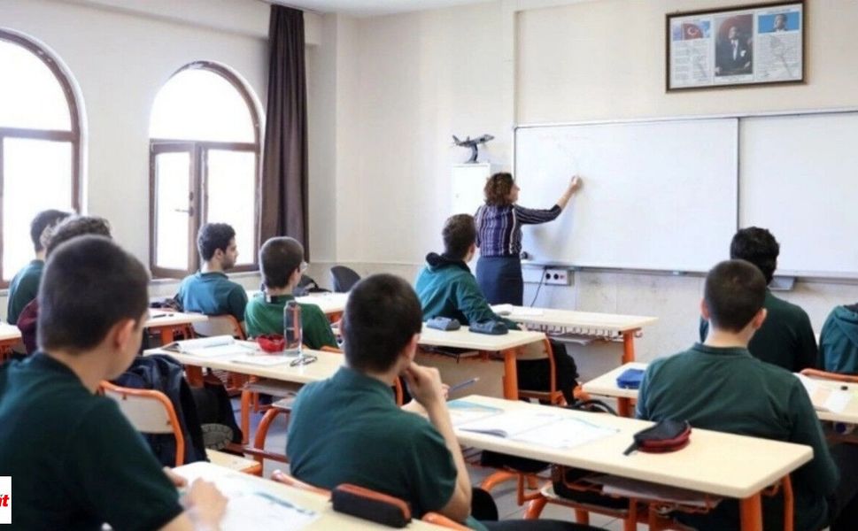 Okullarda yeni dönem: Öğrenci, veli ve öğretmenler ruh sağlığı taramasından geçecek