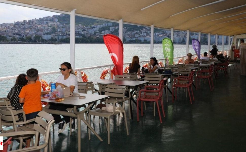 Tokatlı Ziyaretçilerden Şehit Necati Gürkaya Gemisi'ne Tam Not