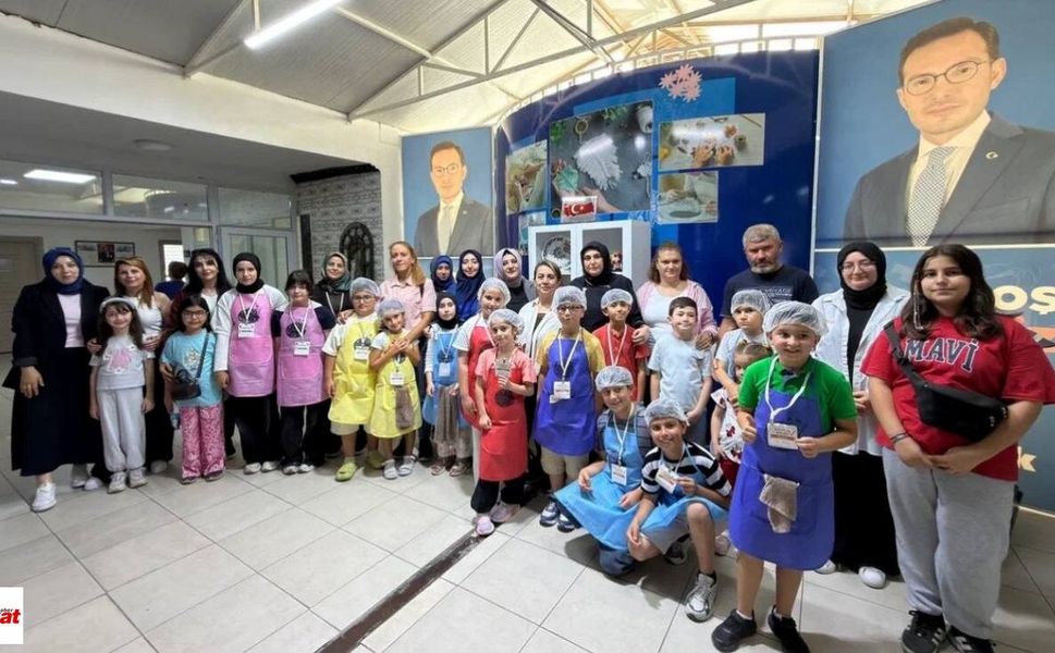Tokat’ta Minik Şefler Mutfağa Girdi: İlk Derste Kurabiye ve Poğaça Yaptılar