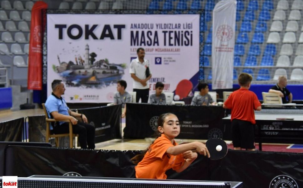 150 Sporcu Tokat'ta Türkiye Finalleri İçin Raket Sallıyor