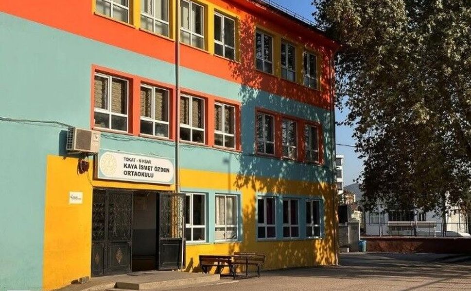 Niksar’da Bir Okul Daha Yıkılıyor: Öğrenciler İki Devre Eğitim Görecek
