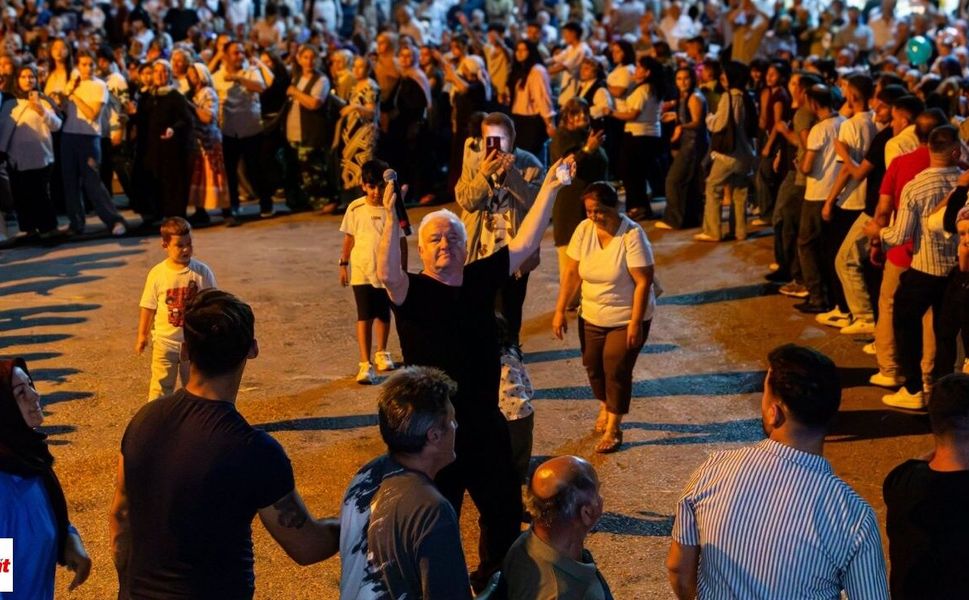 Niksar’da Festival Neşesi: Rıza Dalga ve Ahmet Arslan Rüzgârı Esti