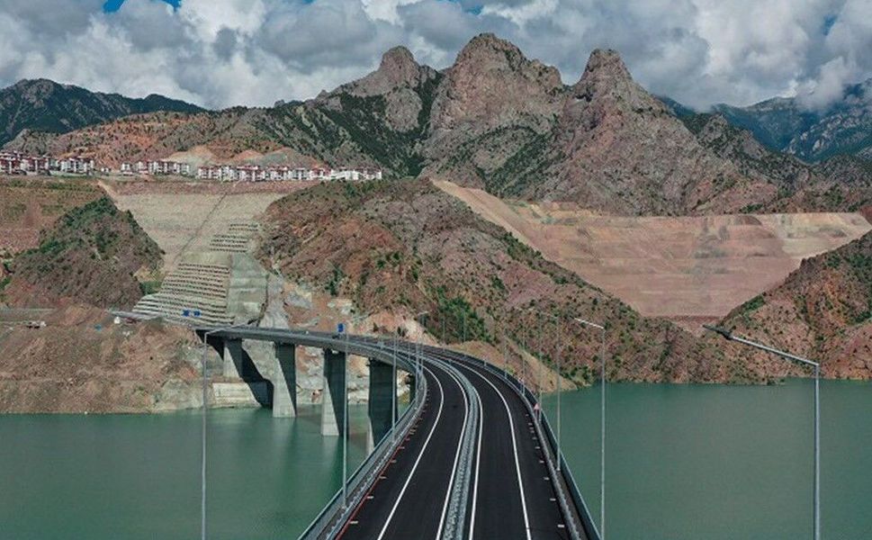 685 Metre Uzunlukta Viyadük Dikildi Seyahat Süresi 95 Dakikadan 70 Dakikaya İndi Yolculuk 15.5 Km Kısaldı