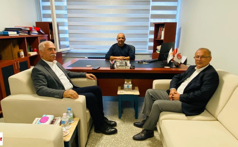 CHP'li Kadim Durmaz ve Ender Ergün'den Özdilek’e Taziye Ziyareti