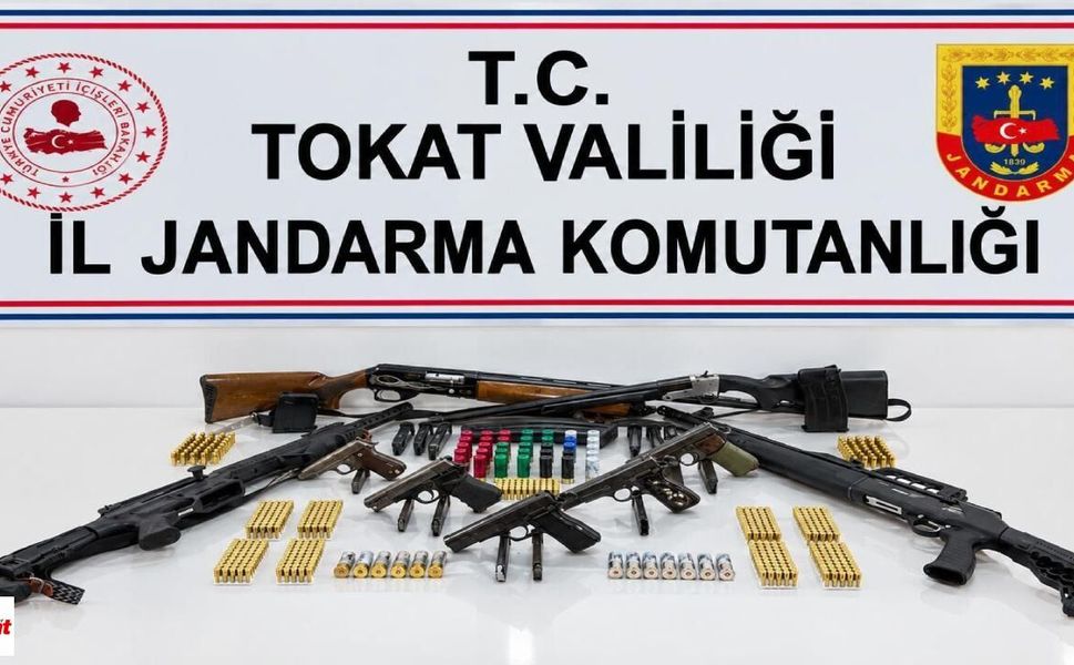 Tokat'ta 5 adrese şafak operasyonu: Cephanelik çıktı!