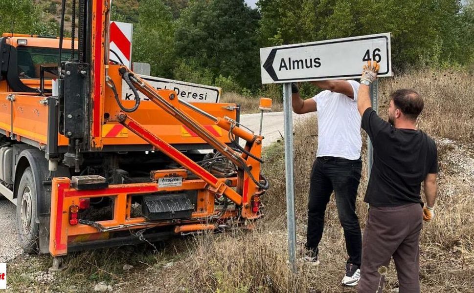 Tozanlı Vadisi’nde Sürücüler İçin Yol Gösteren Çalışma