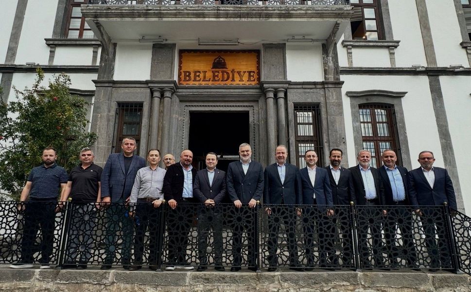 AK Parti Heyetinden Niksar Belediyesine Ziyaret