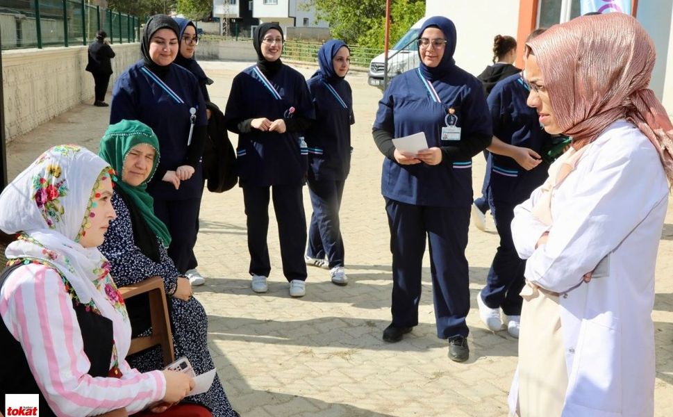 Tokat’ta Anne Adaylarına Evlerinde Destek! Üniversiteden Kırsala Özel Proje