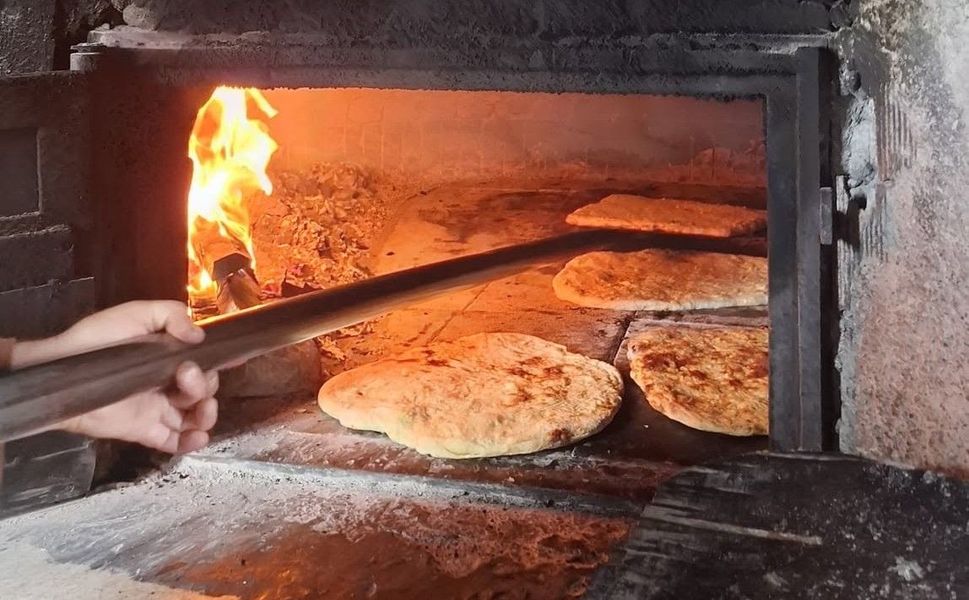 Tokat’ın 1400 Rakımlı Kasabasında Üretiliyor Kilometrelerce Uzağa Gönderiliyor Kadınların El Emeğiyle Hazırlanıyor