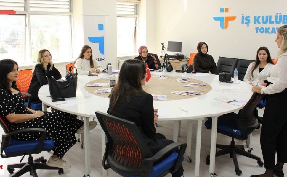 Üniversiteliler Tokat İŞKUR’da Kariyer Yolculuğuna Hazırlanıyor