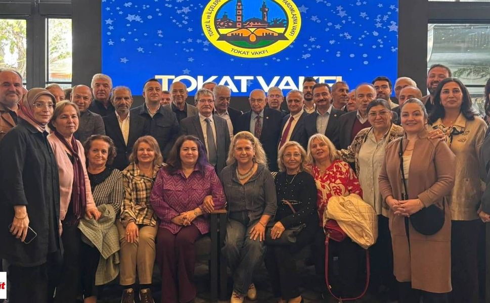 Tokatlılar Ankara’da Buluştu! Eski Bakanlar ve Siyasetçiler Aynı Sofrada