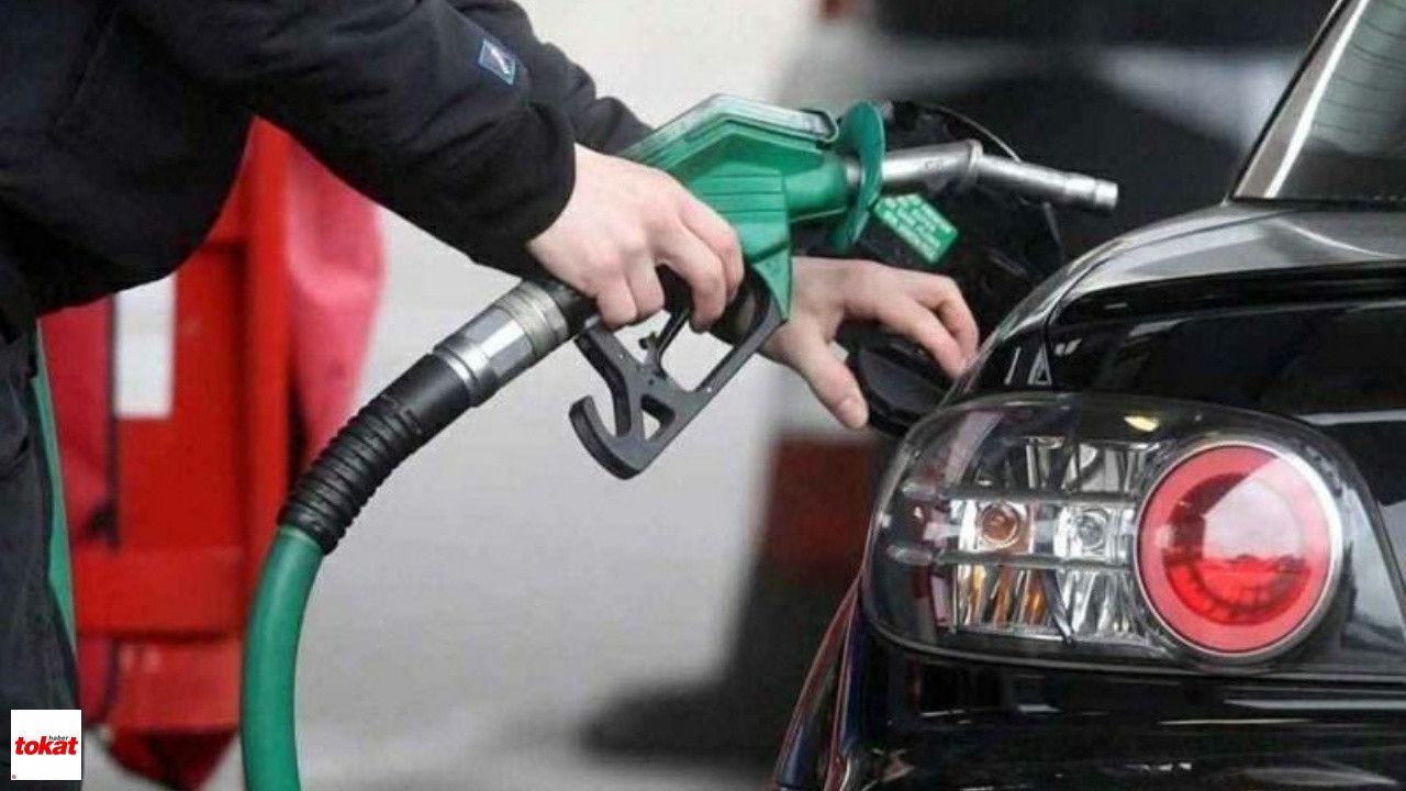 Tokat’ta motorine dev indirim: Bir gecede 4,95 TL düştü