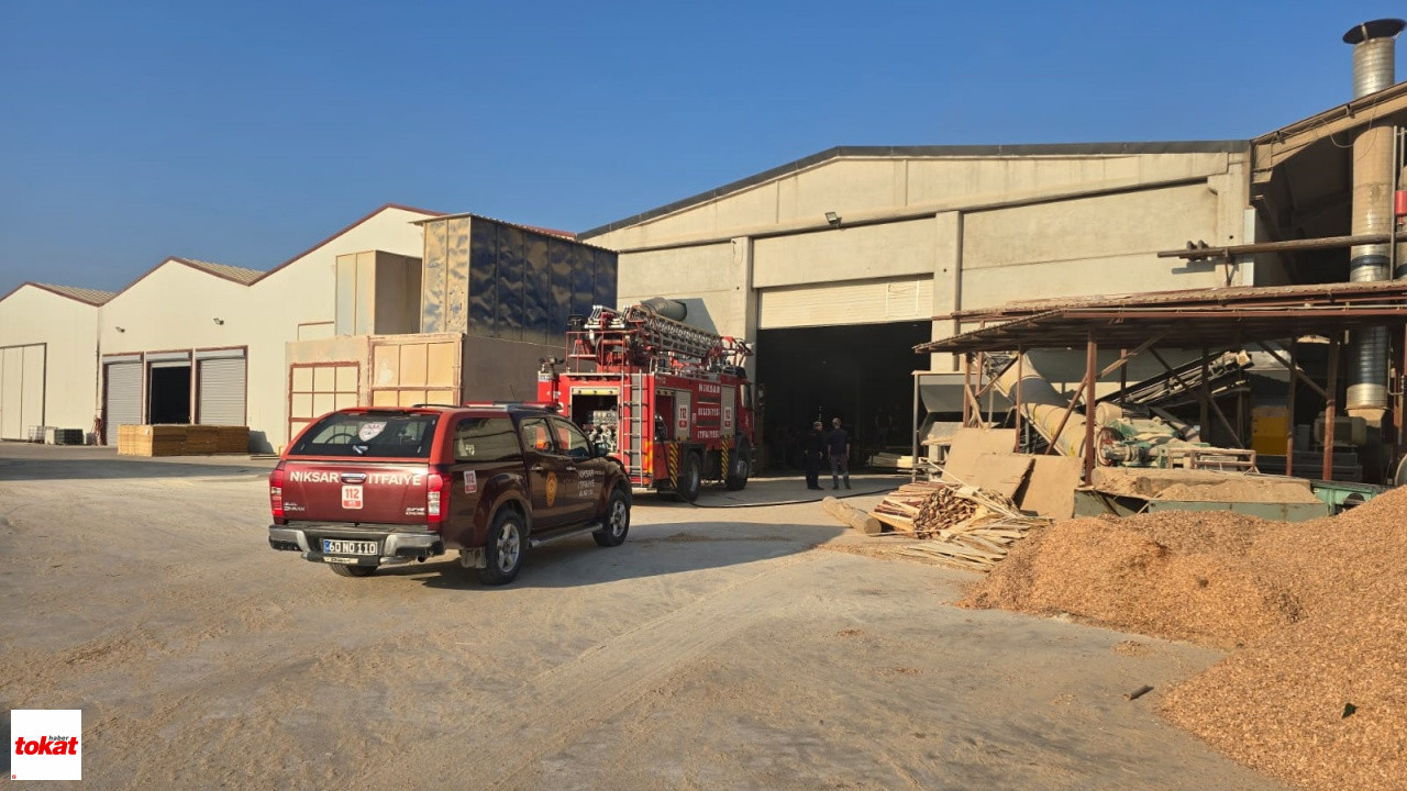 Tokat Kereste Ve Kontrplak Fabrikası Yangın1