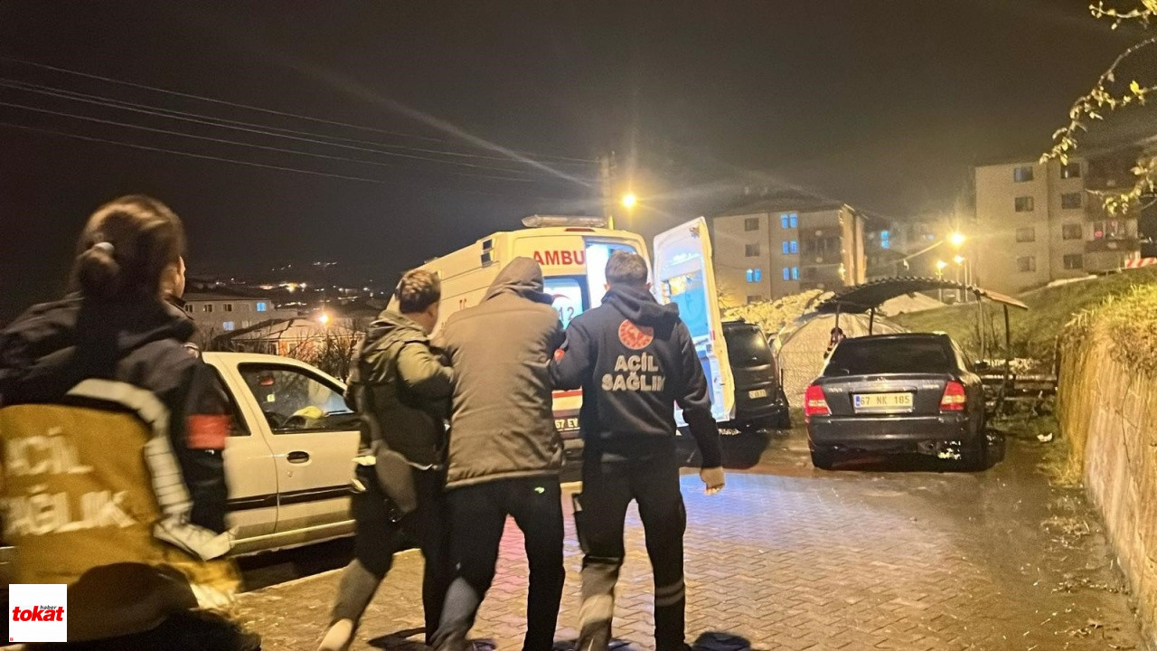 Çenesine Silah Dayayıp Boşandığı Eşinin Gelmesini İstedi