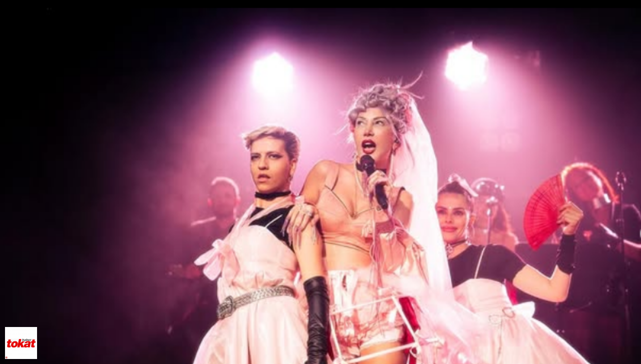 Hande Yener (2)