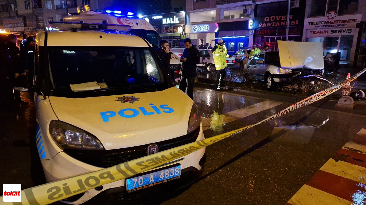 Önce Kaza Yaptı, Sonra Polis Aracında Kendini Vurdu2