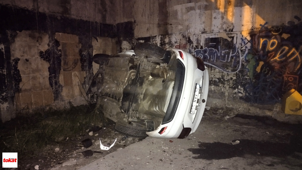 Otomobil Viyadükten Aşağı Uçtu3