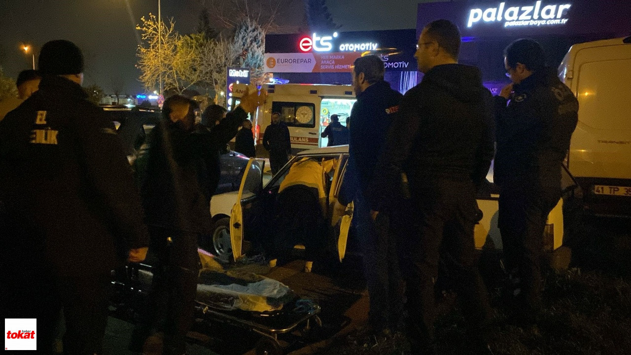 Park Halindeki Otomobilde Başından Vurulmuş Halde Bulundu