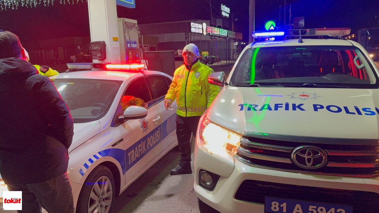 Polise Çarpıp Kaçtı1