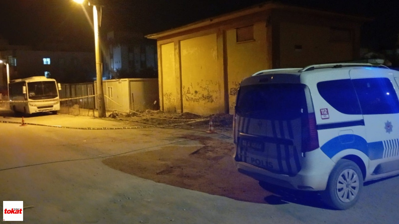 Bıçaklı Saldırıya Uğrayan Çocuk Ağır Yaralandı1