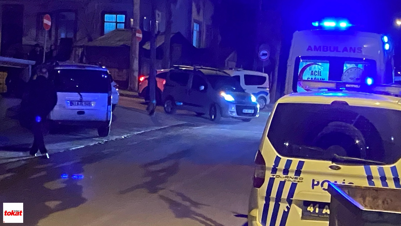 Damadı Ile Kiracı Arasındaki Kavgayı Ayırmaya Çalışırken Kalp Krizinden Öldü1