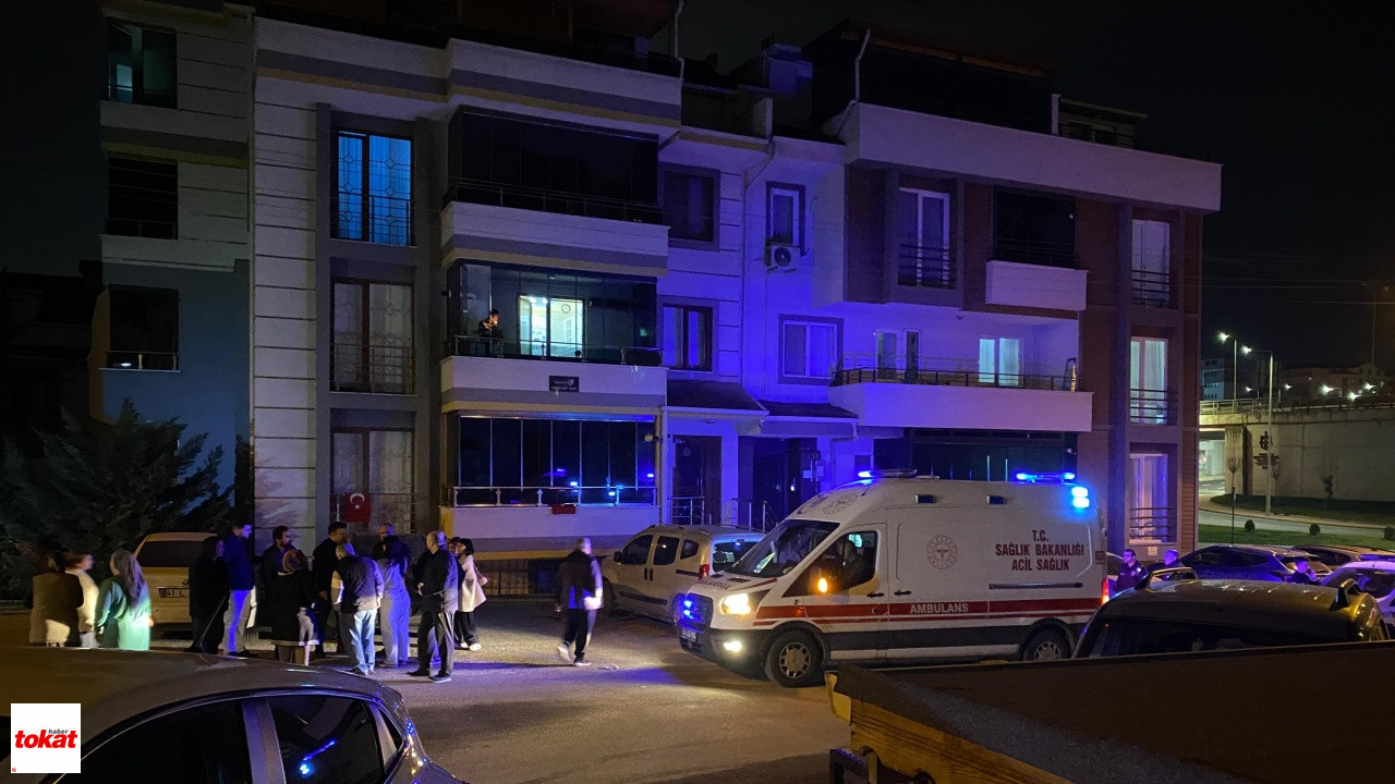 Damadı Ile Kiracı Arasındaki Kavgayı Ayırmaya Çalışırken Kalp Krizinden Öldü3