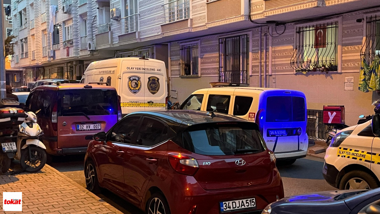 Eski Eşini Bıçaklayarak Öldüren Şahıs Ardından Intihar Etti