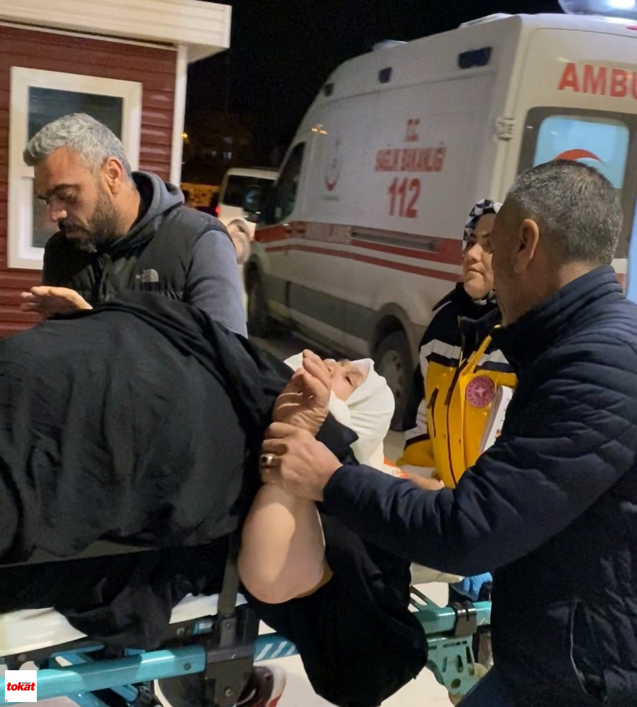 Teravihten Dönen Kadına Otomobil Çarptı1