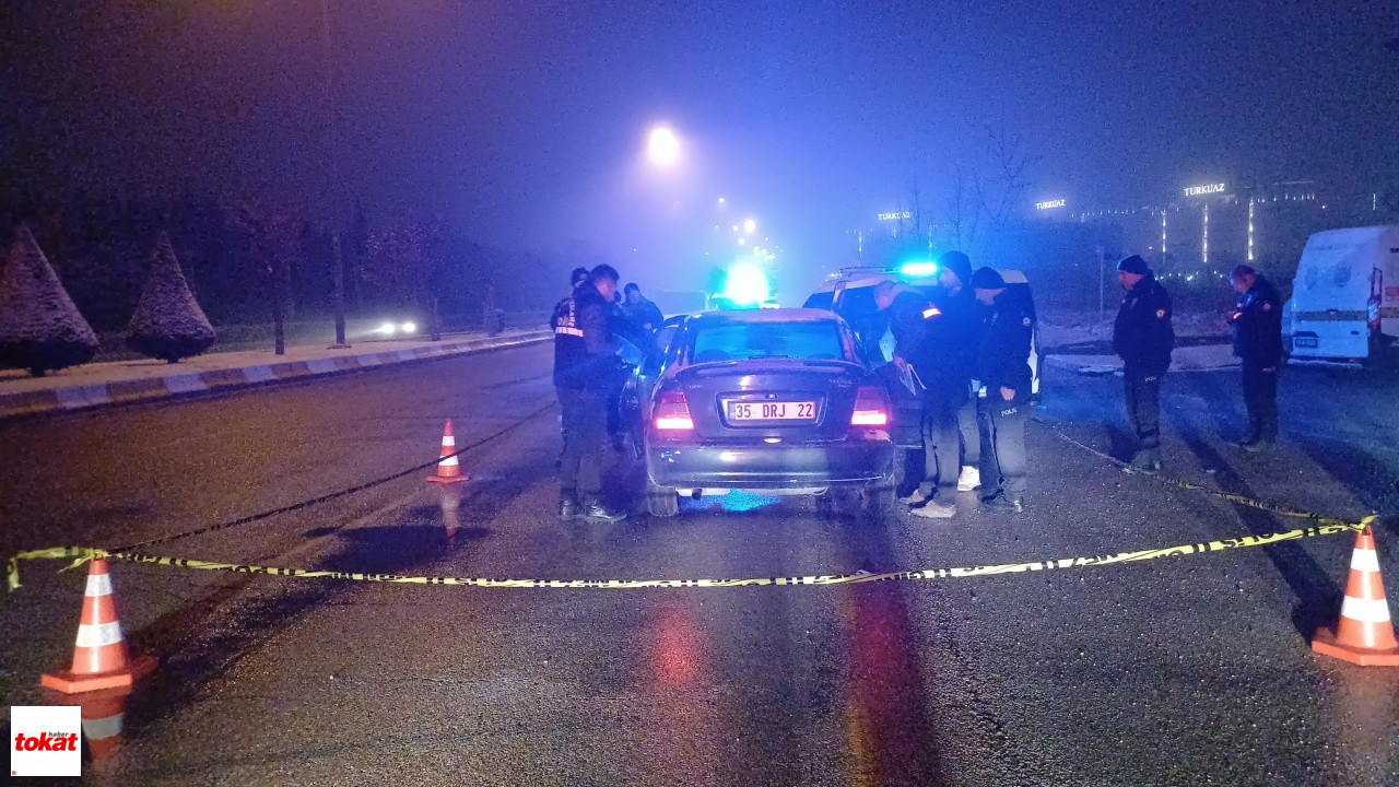 20 Yaşındaki Genç Park Halindeki Otomobilde Silahla Vurulmuş Halde Bulundu1