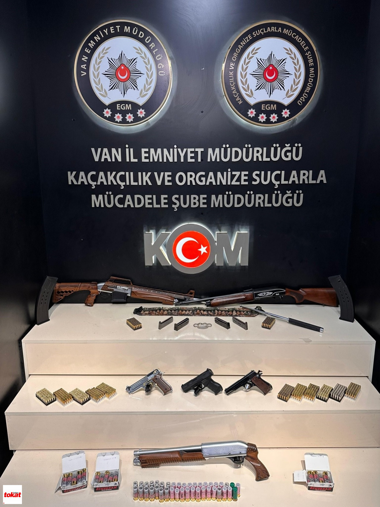 4 Ev Ve 1 Iş Yerine Operasyon Çok Sayıda Silah Ve Mermi Ele Geçirildi