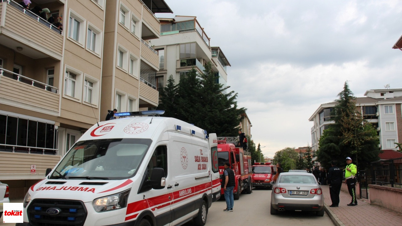 5 Katlı Binanın Terasından Düşen Kadın Hayatını Kaybetti2