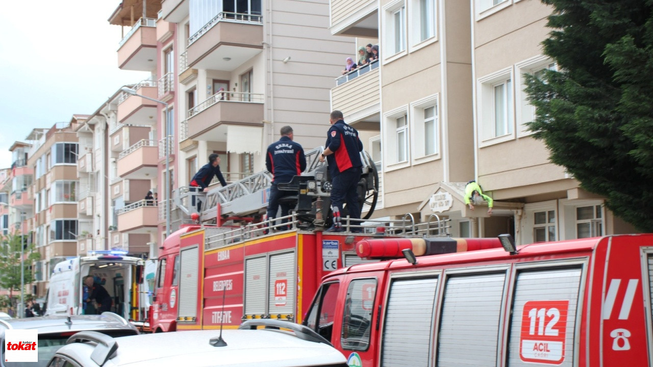 5 Katlı Binanın Terasından Düşen Kadın Hayatını Kaybetti4