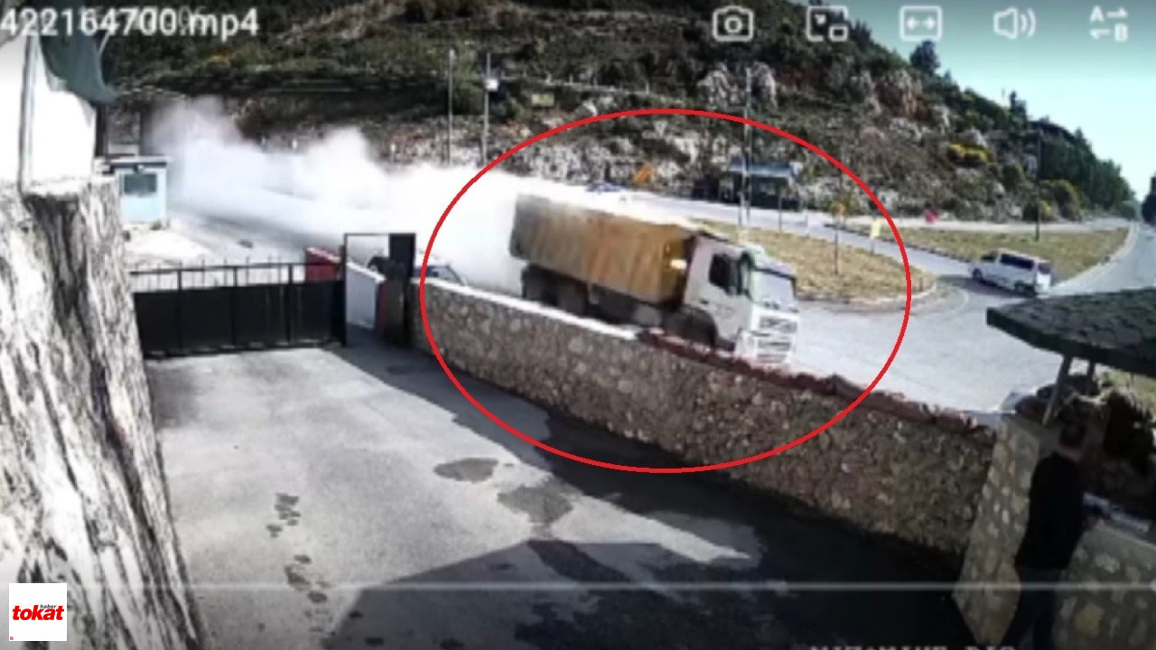 Freni Patlayan Hafriyat Kamyonunun Facia Öncesi Tozu Dumana Kattığı Anlar Kamerada1