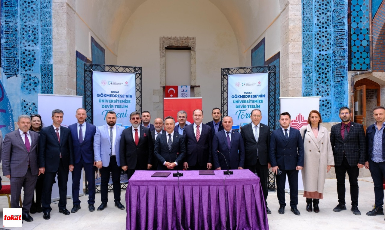Gök Medrese (1)-1