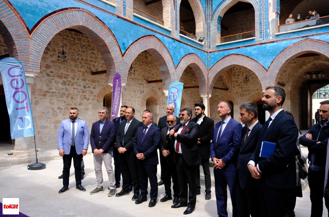 Gök Medrese (8)