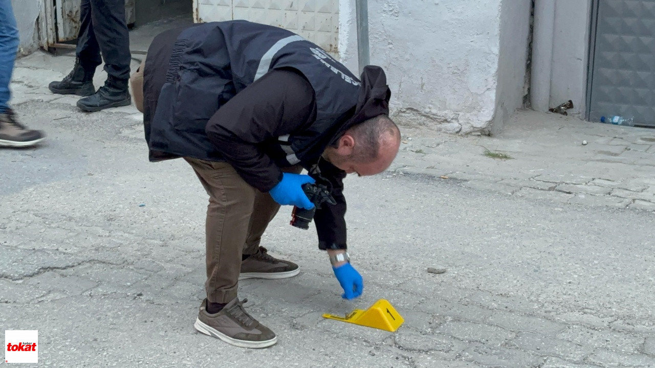 Kahvehanede Çıkan Kavgada Kan Aktı Herkesin Önünde Tüfekle Vurdu1