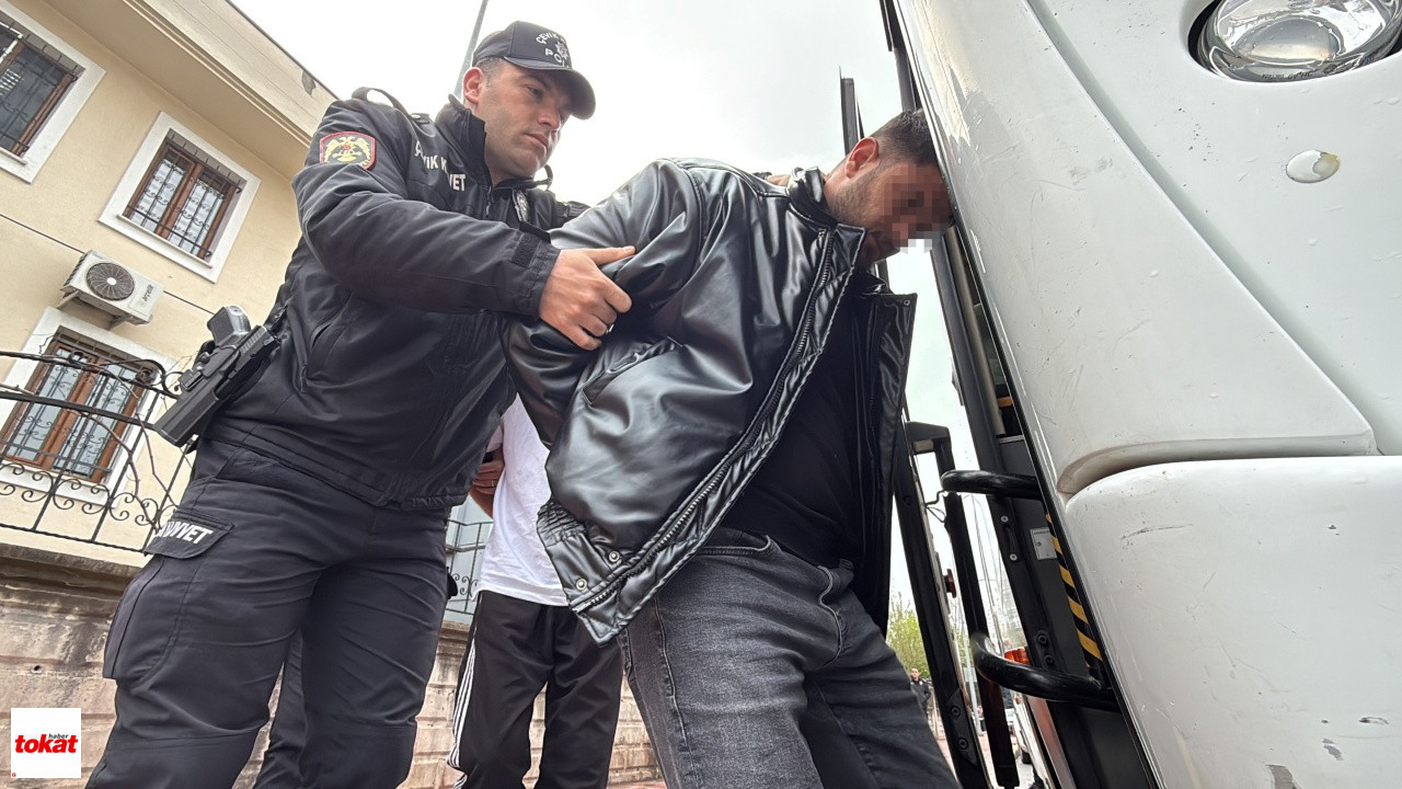 Komşular Arasındaki Silahlı Kavgada 5 Kişi Ölmüştü 8 Kişi Tutuklandı1
